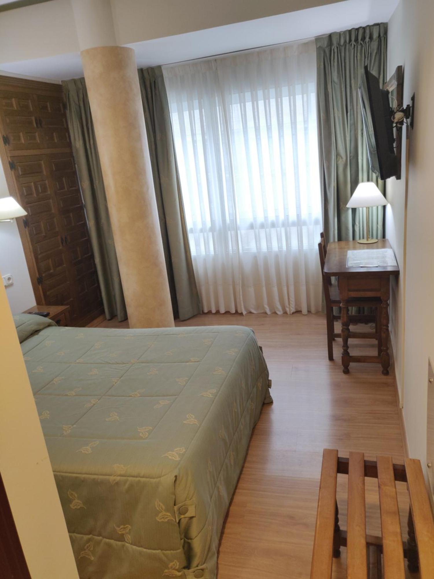 Hotel Chef Rivera Padrón الغرفة الصورة